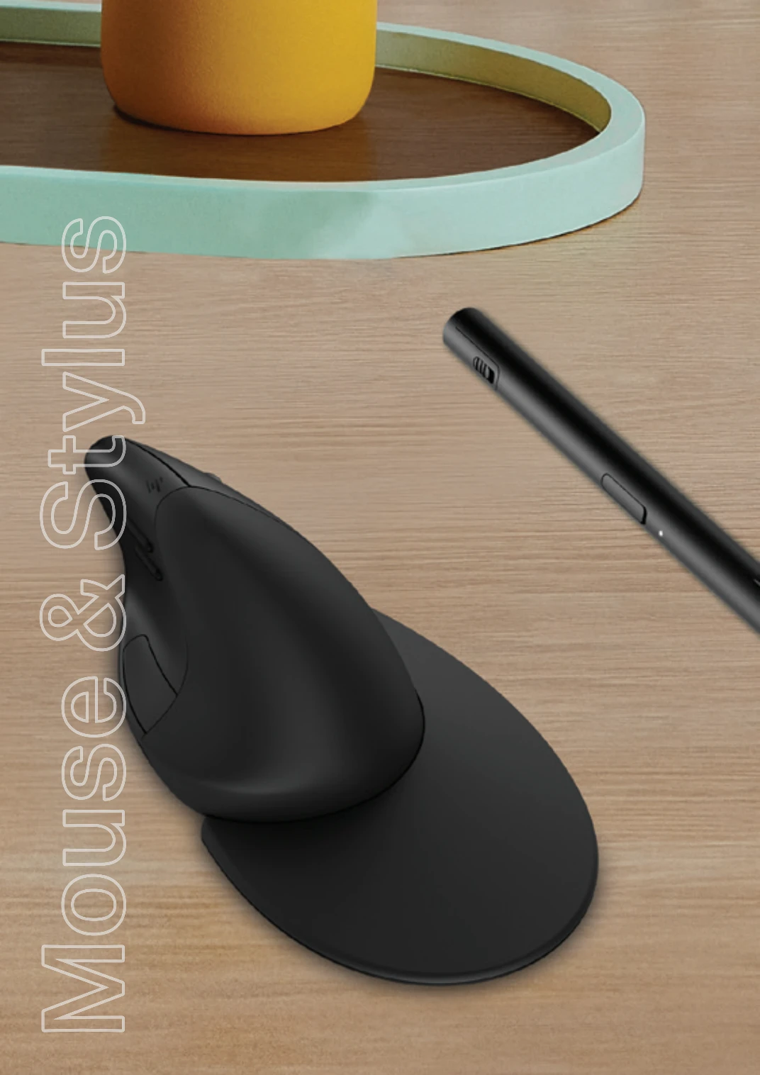 HP ergonomic mouse and stylus on a wooden desk
